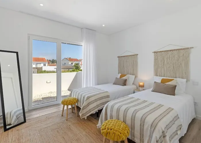 Modern With Private Pool Near Baleal Сasa de vacaciones