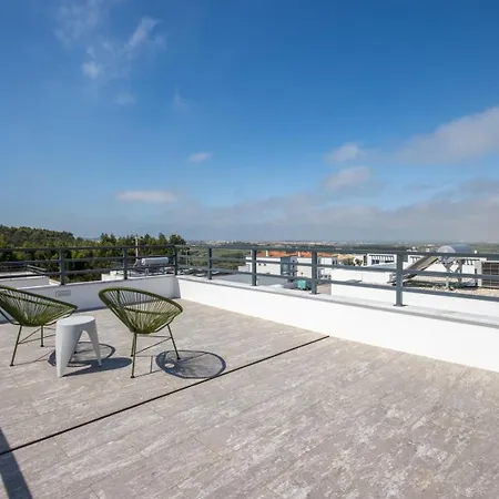 Modern With Private Pool Near Baleal Prázdninový dům