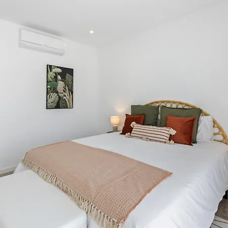Modern With Private Pool Near Baleal Atouguia Da Baleia