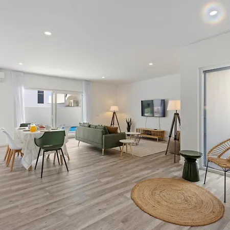 Prázdninový dům Modern With Private Pool Near Baleal *