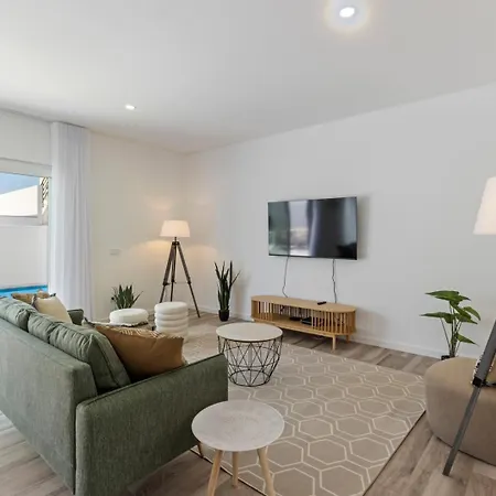 Modern With Private Pool Near Baleal Atouguia Da Baleia