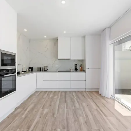 Nyaraló Modern With Private Pool Near Baleal *