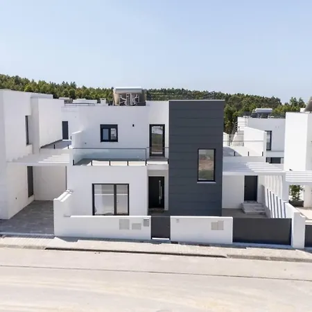 Modern With Private Pool Near Baleal Casa de Férias Atouguia Da Baleia