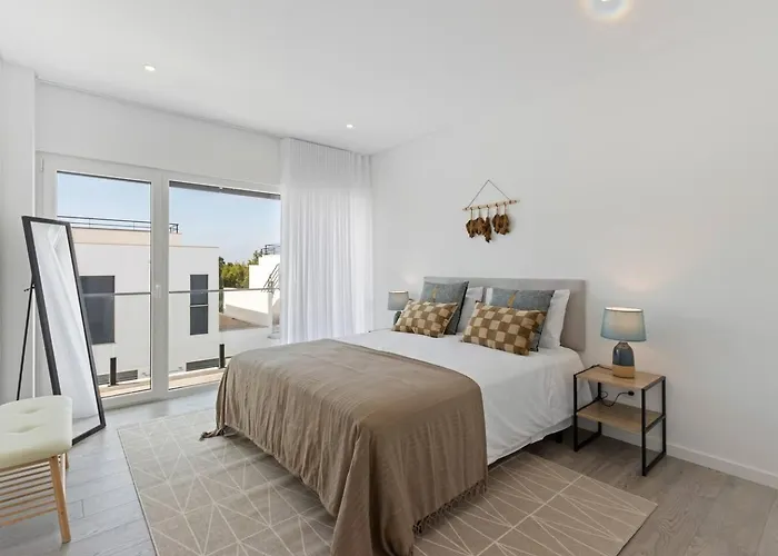 Modern With Private Pool Near Baleal Дом отдыха Атогиа-да-Балейя