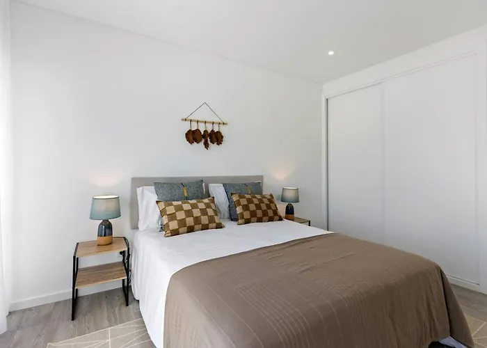 Modern With Private Pool Near Baleal Дом отдыха