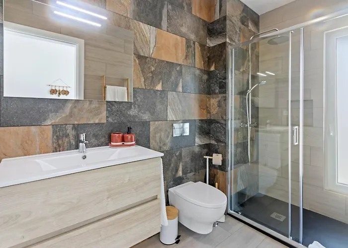 Modern With Private Pool Near Baleal * Атогиа-да-Балейя